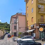 شقة Tra Il Bosco E L'orto